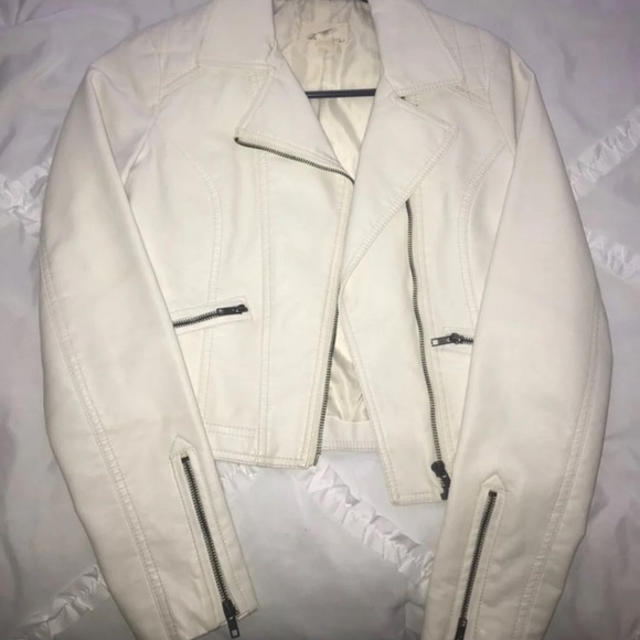 Leather Jacket - Picture 2 of 5